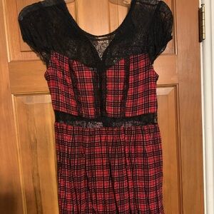 Women’s Plaid Dress Size Medium brand Royal bones